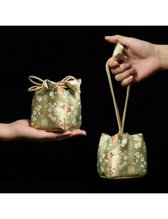 Flowers Pattern Small Jewelry Storage Gift Bag 8*8*8cm